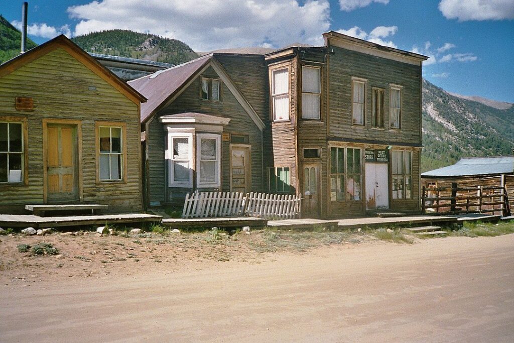Remnants of St. Elmo, Colorado