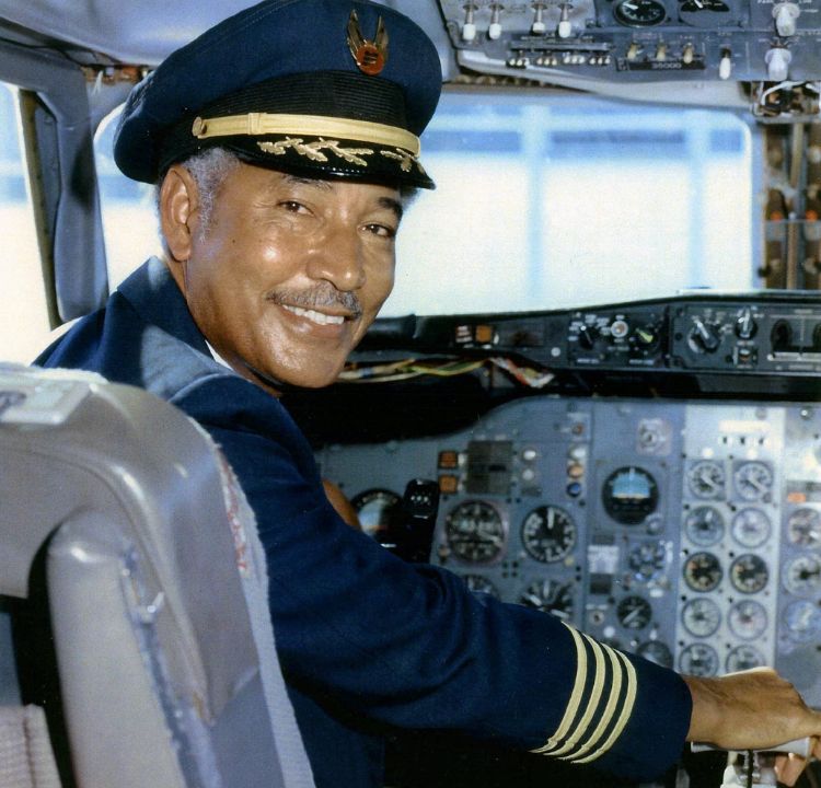 Robert Ashby: Commercial Aviation Pioneer