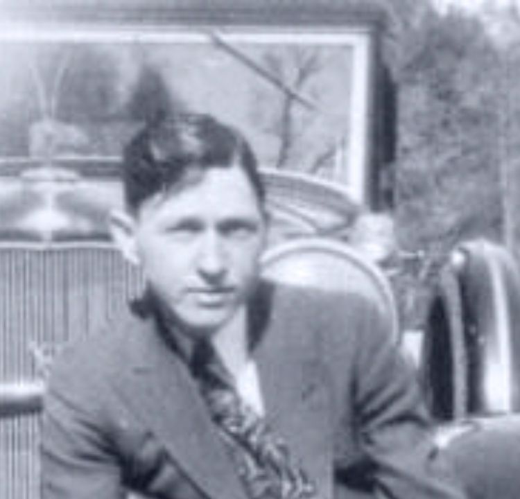 Clyde Barrow: The Mastermind