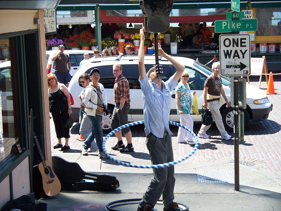 Hula Hoop: Spins and Twirls