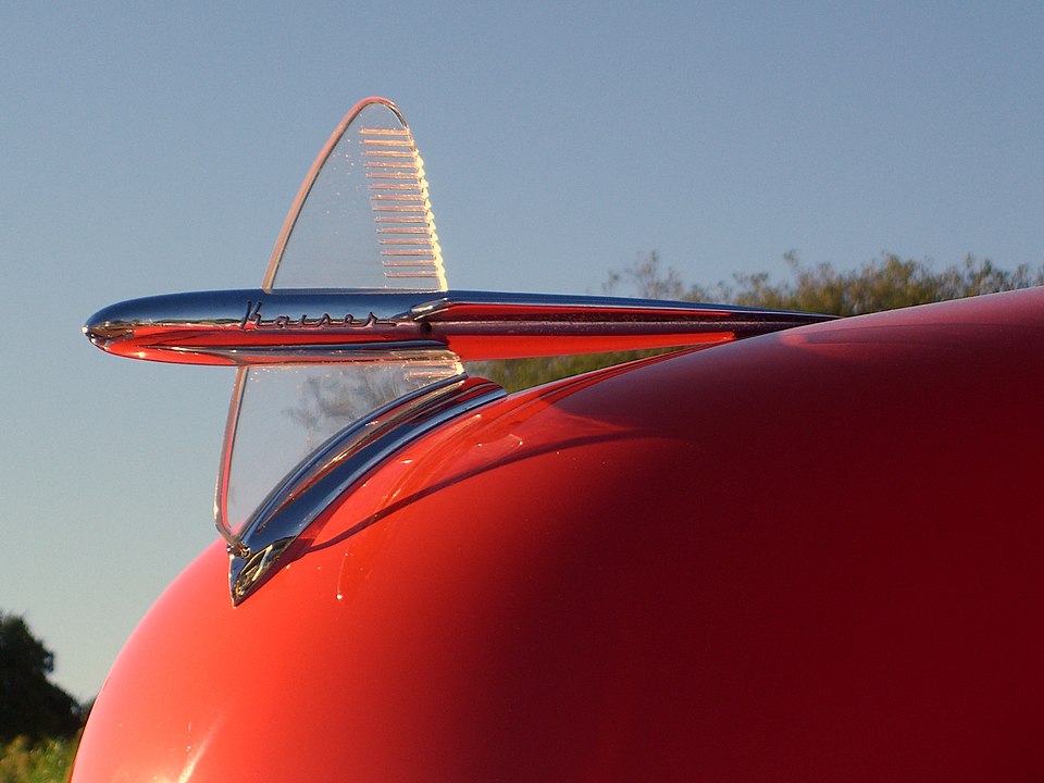 The Dangerous Beauty of Hood Ornaments