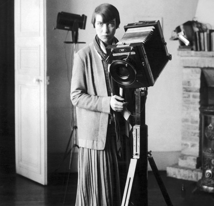 Berenice Abbott: Capturing a Changing America