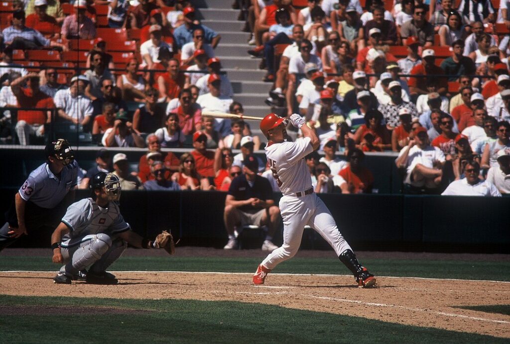 McGwire vs. Sosa Home Run Battle
