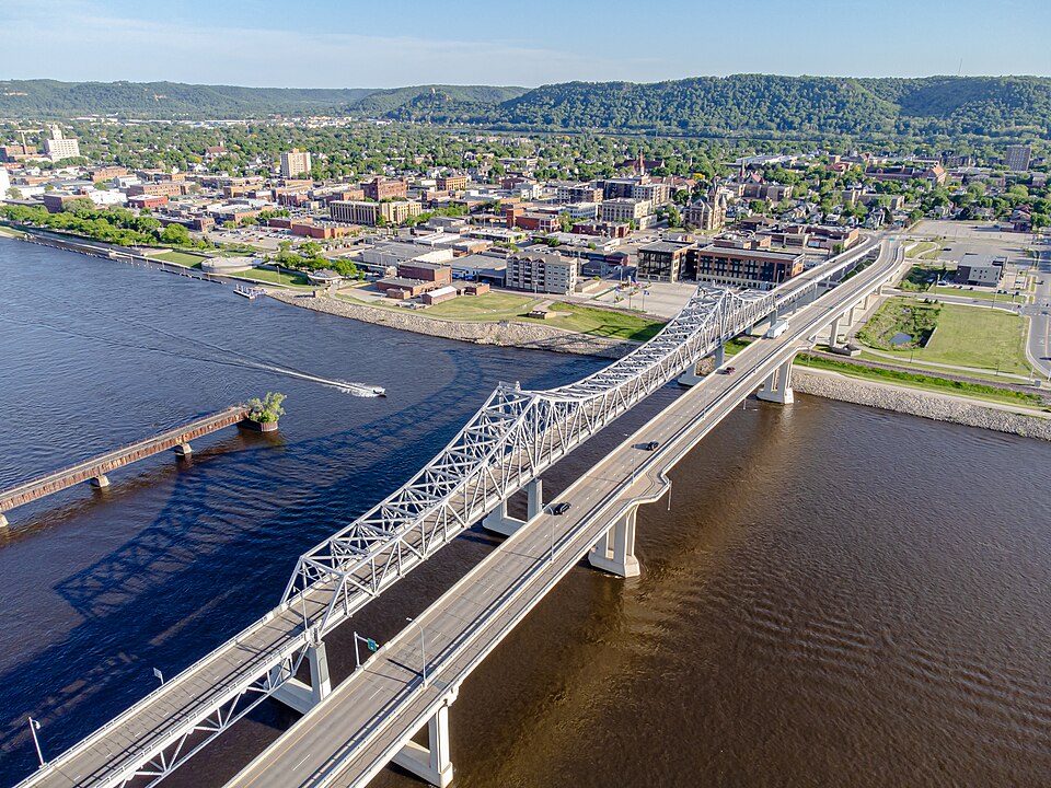 Winona, Minnesota: A River Town Classic