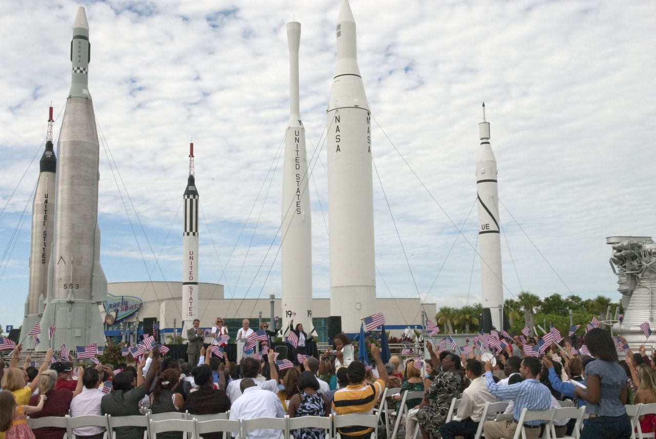 NASA/Jim Grossmann/Wikimedia Commons